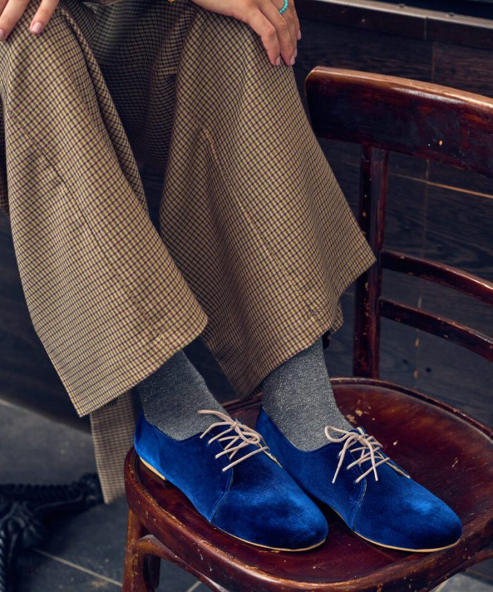 Oxford Classic Blue Velvet