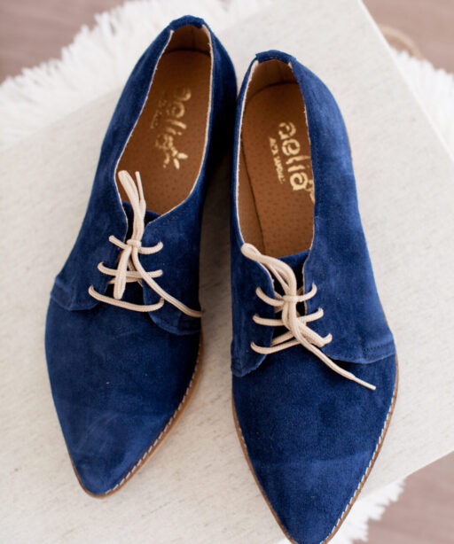 Oxford Blue Pointed
