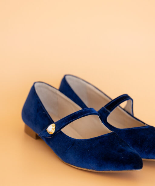 Alternative view of Velvet Flats pointed Mary Jane-little heart